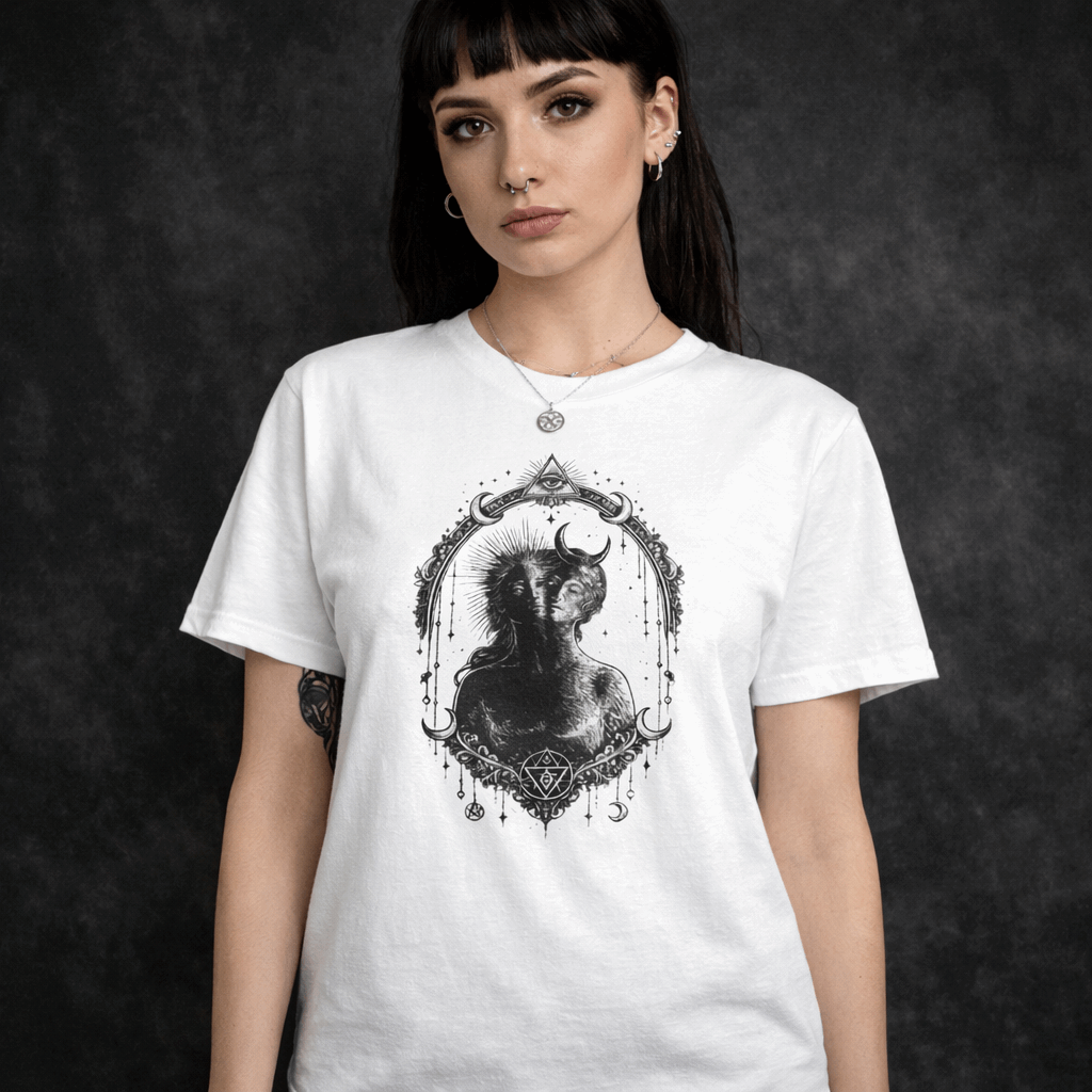 Camiseta Mística Occult Moon Shirt MysticBohoCo